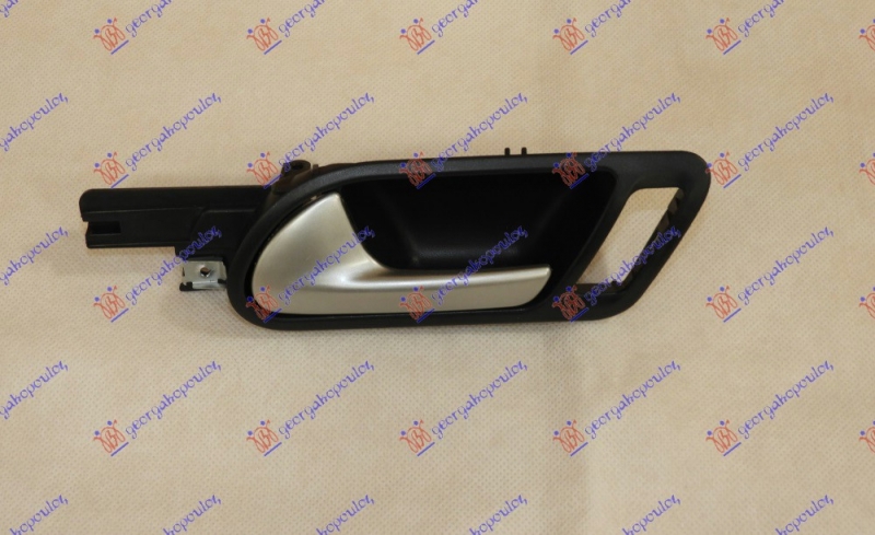 KVAKA PREDNJIH VRATA UNUTRASNJA