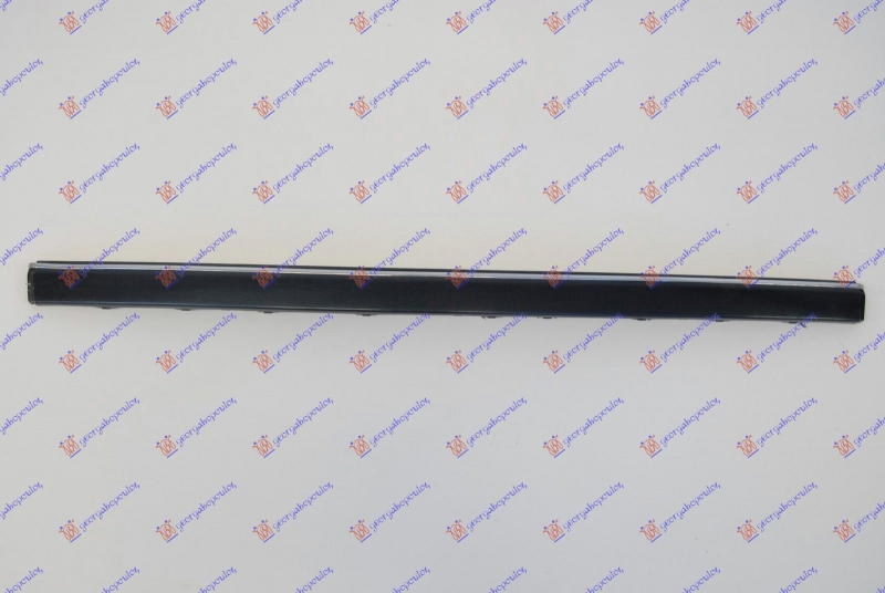 LAJSNA ZADNJEG BRANIKA SREDNJA ELEGANCE